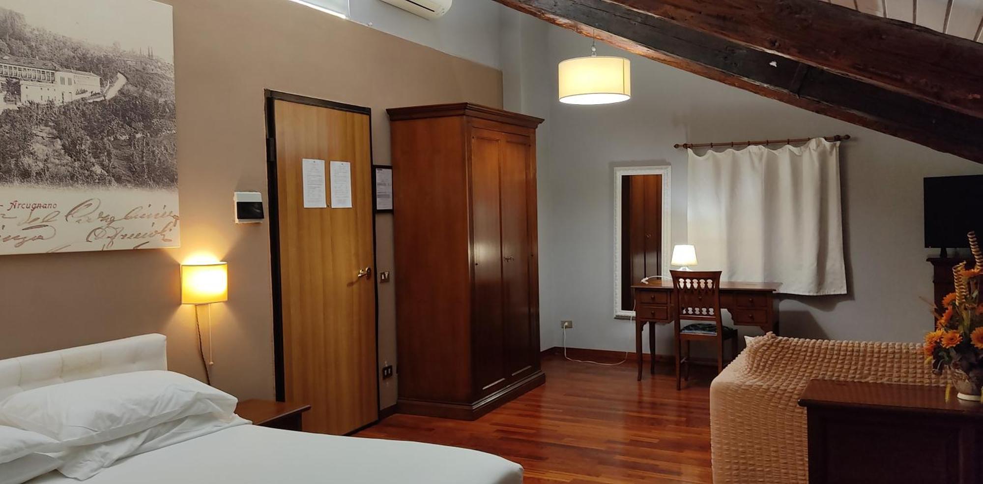 Locanda Degli Ulivi Arcugnano Exterior photo