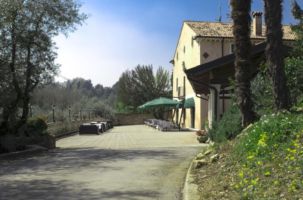 Locanda Degli Ulivi Arcugnano Exterior photo